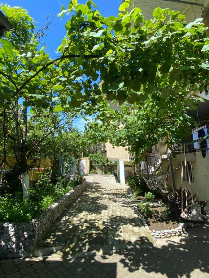 אורקי Guest House Mari מראה חיצוני תמונה