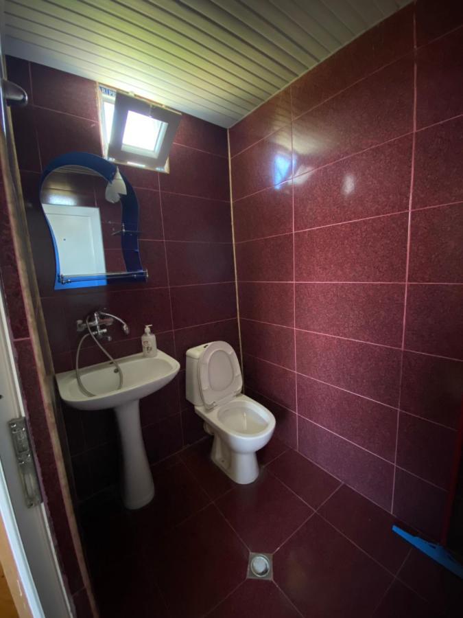 אורקי Guest House Mari מראה חיצוני תמונה