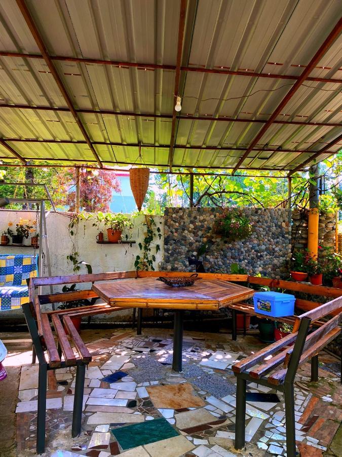 אורקי Guest House Mari מראה חיצוני תמונה