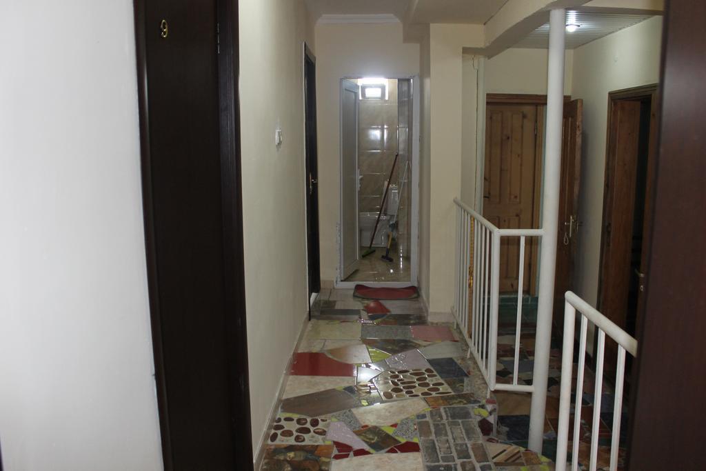 אורקי Guest House Mari מראה חיצוני תמונה