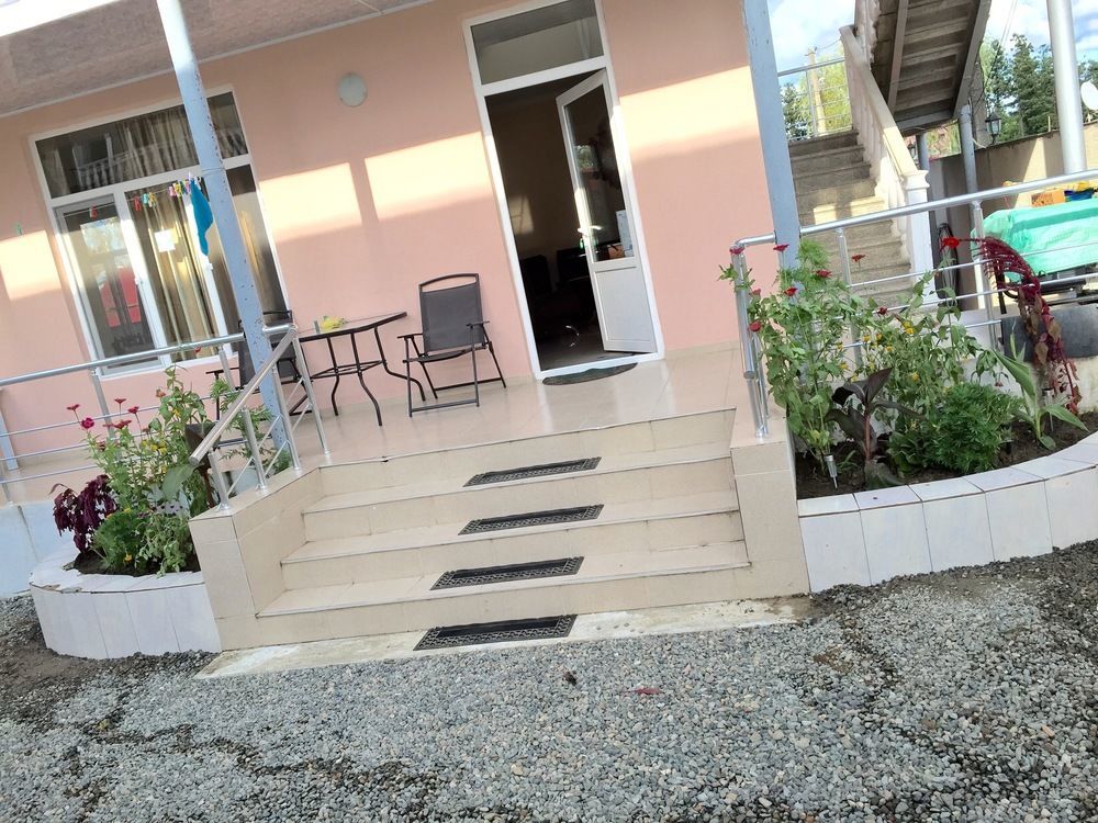 אורקי Guest House Mari מראה חיצוני תמונה